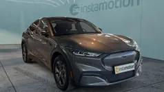 Schwarz Gebraucht 2021 Ford Mustang Mach-E SUV | 35.802 € (Guter Preis)