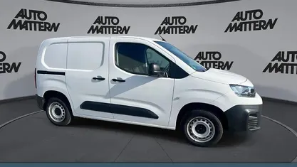 Gebraucht Citroën Berlingo 76 PS (55 kW) 2022 Weiß Van / Kleinbus