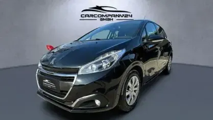 Usata Peugeot 208 82 CV (60 kW) 2017 Nero Utilitaria