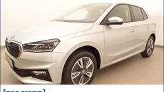 Silber Gebraucht 2023 Skoda Fabia Tour Limousine | 24.470 € (Fairer Preis)