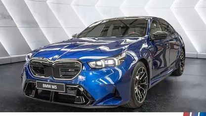 Nuova BMW M5 727 CV (534 kW) 2025 Blu Berlina