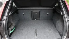 Schwarz Gebraucht 2024 Volvo EX40 Plus SUV | 49.640 € (Fairer Preis)