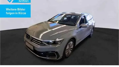 Mondsteingrau Gebraucht 2022 VW Passat GTE Kombi | 22.890 € (Fairer Preis)