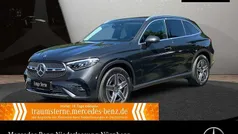 Grau Gebraucht 2024 Mercedes GLC200 AMG SUV | 49.490 € (Guter Preis)
