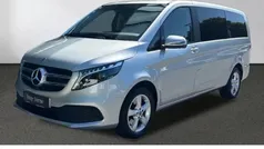 Silber Gebraucht 2023 Mercedes V250 Van / Kleinbus | 54.950 € (Guter Preis)