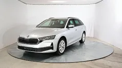 Brillantsilber metallic/silber Neu 2025 Skoda Octavia Selection Kombi | 33.990 € (Fairer Preis)