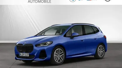 Gebraucht BMW 220 M Sport 170 PS (125 kW) 2025 Portimao blau metallic Coupé
