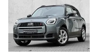 Usata Mini Countryman 204 CV (150 kW) 2024 Verde SUV