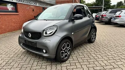 Grau Gebraucht 2017 Smart ForTwo Cabrio Passion Cabrio | 15.900 € (Fairer Preis)
