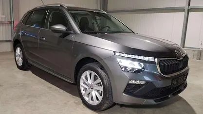 Graphitgrau metallic Neu 2025 Skoda Kamiq Premium Edition SUV | 29.490 € (Fairer Preis)