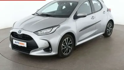 Gebraucht Toyota Yaris Team 116 PS (85 kW) 2022 Silber Kleinwagen
