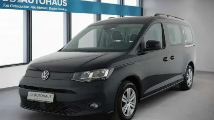 Usado VW Caddy 122 HP (89 kW) 2022 Preto Monovolume