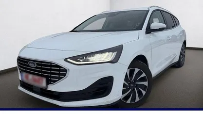 Weiß Gebraucht 2024 Ford Focus Titanium S Limousine | 21.880 € (Fairer Preis)