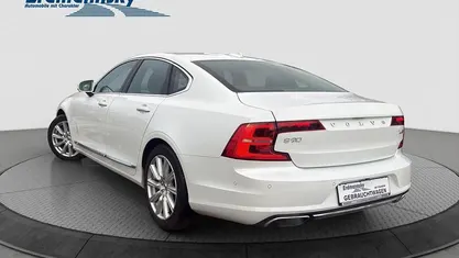 Gebraucht Volvo S90 Inscription 320 PS (235 kW) 2016 Weiß Limousine