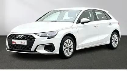 Gebraucht Audi A3 Sportback e-tron Business 204 PS (150 kW) 2023 Ibisweiß Kleinwagen