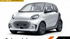 Weiß Gebraucht 2024 Smart ForTwo Electric Drive Exclusive Kleinwagen | 16.500 € (Fairer Preis)