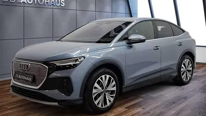 Second-hand Audi Q4 Sportback e-tron Ambiente 219 kW (299 CP) 2024 Albastru SUV