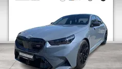 Grau Neu 2025 BMW M5 Comfort Edition Limousine | 144.990 € (Guter Preis)