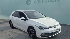 Weiß Gebraucht 2022 VW Golf VIII Active Limousine | 23.450 € (Fairer Preis)