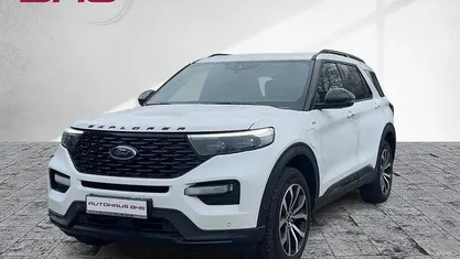 Starweiß (weiß) Gebraucht 2021 Ford Explorer ST-Line SUV | 42.950 € (Fairer Preis)