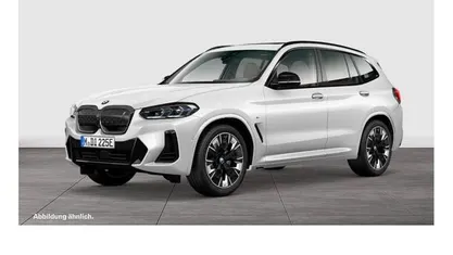 Weiß Gebraucht 2022 BMW iX3 M Sport SUV | 38.980 € (Fairer Preis)