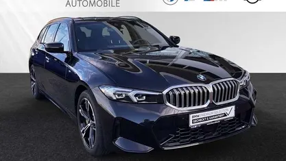 Gebraucht BMW 330 Efficient Dynamics 245 PS (180 kW) 2024 Saphirschwarz Kombi