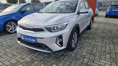 Seidensilber met. (metallic) Gebraucht 2023 Kia Stonic Vision SUV | 16.975 € (Guter Preis)
