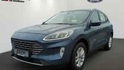 Gebraucht Ford Kuga Titanium 224 PS (164 kW) 2022 Chrome blue met SUV