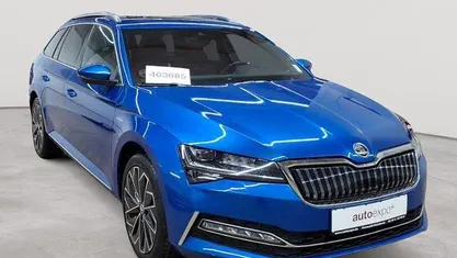Gebraucht Skoda Superb LAURIN & KLEMENT 156 PS (114 kW) 2021 Kombi