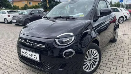Schwarz Gebraucht 2022 Fiat 500e Kleinwagen | 16.999 € (Superpreis)
