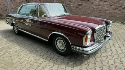 Usata Mercedes W111 SE 160 CV (117 kW) 1969 Rosso Coupé