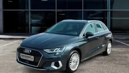 Gebraucht Audi A3 Advanced 116 PS (85 kW) 2022 Grau Limousine