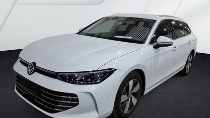 Gebraucht VW Passat Elegance 150 PS (110 kW) 2025 Kombi