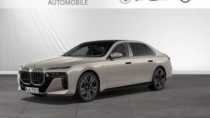 Usata BMW 740 M Sport 299 CV (219 kW) 2025 Grigio Berlina