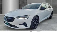 Weiss Gebraucht 2021 Opel Insignia Ultimate Kombi | 27.890 € (Fairer Preis)