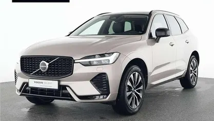 Metallic Gebraucht 2023 Volvo XC60 Plus SUV | 43.990 € (Fairer Preis)