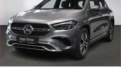 lack mountaingrau Gebraucht 2024 Mercedes GLA200 Progressive SUV | 36.690 € (Fairer Preis)