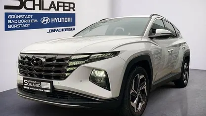 Gebraucht Hyundai Tucson Trend 265 PS (194 kW) 2021 Polar white / sol SUV
