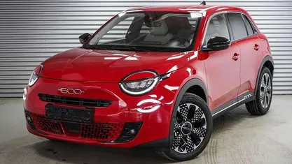 Rot uni () Neu 2025 Fiat 600 La Prima SUV | 26.990 € (Fairer Preis)