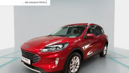 Gebraucht Ford Kuga Titanium 150 PS (110 kW) 2022 Rot SUV