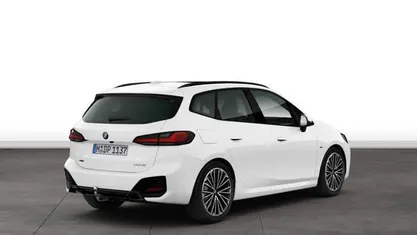 Gebraucht BMW 223 Active Tourer M Sport 204 PS (150 kW) 2025 Van / Kleinbus