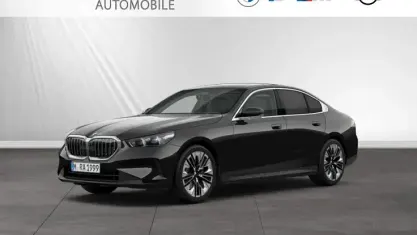 Gebraucht BMW 540 Sport Line 303 PS (222 kW) 2024 Black sapphire metallic Limousine