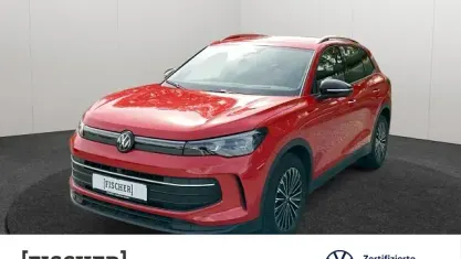 Gebraucht VW Tiguan Goal 150 PS (110 kW) 2025 Rot SUV