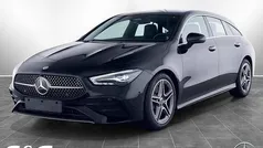 Metalliclack kosmosschwarz Gebraucht 2024 Mercedes CLA200 Shooting Brake AMG Kombi | 32.377 € (Fairer Preis)