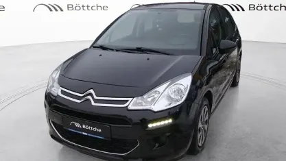 Gebraucht Citroën C3 PureTech 68 PS (50 kW) 2015 Lackierung schwarz perla nera/metalliclackierung mit schutzlack Limousine