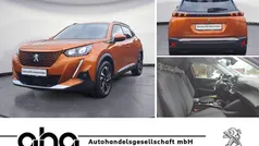 Orange Gebraucht 2022 Peugeot e-2008 Allure SUV | 17.720 € (Superpreis)