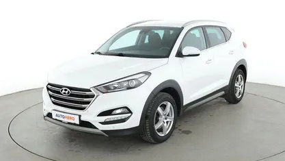 Weiß Gebraucht 2016 Hyundai Tucson Style SUV | 15.200 € (Fairer Preis)