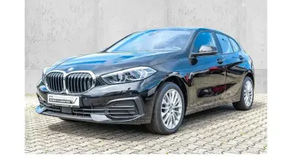 Gebraucht BMW 118 Advantage 136 PS (100 kW) 2023 Schwarz Kleinwagen