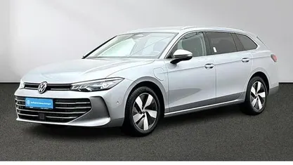 Gebraucht VW Passat Business 204 PS (150 kW) 2025 Kombi