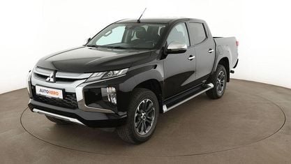 Käytetty Mitsubishi L Edition 150 HP (110 kW) 2019 Musta Katumaasturi